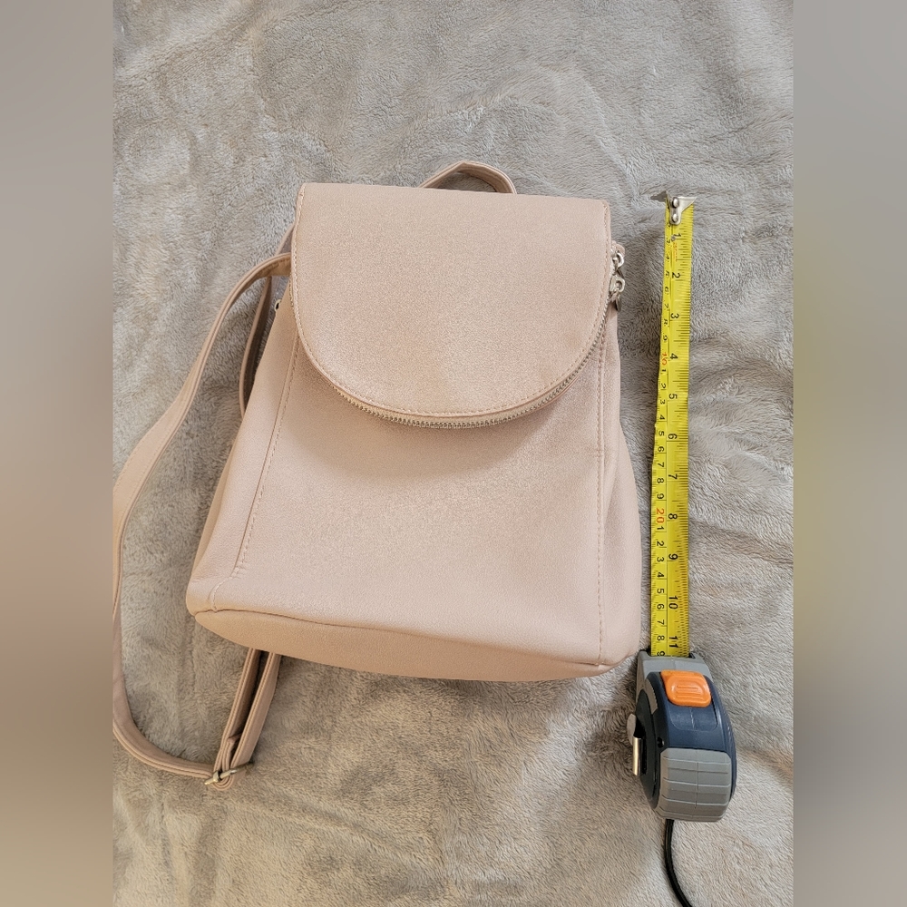Light Pink Backpack/Purse - Picture 6 of 6
